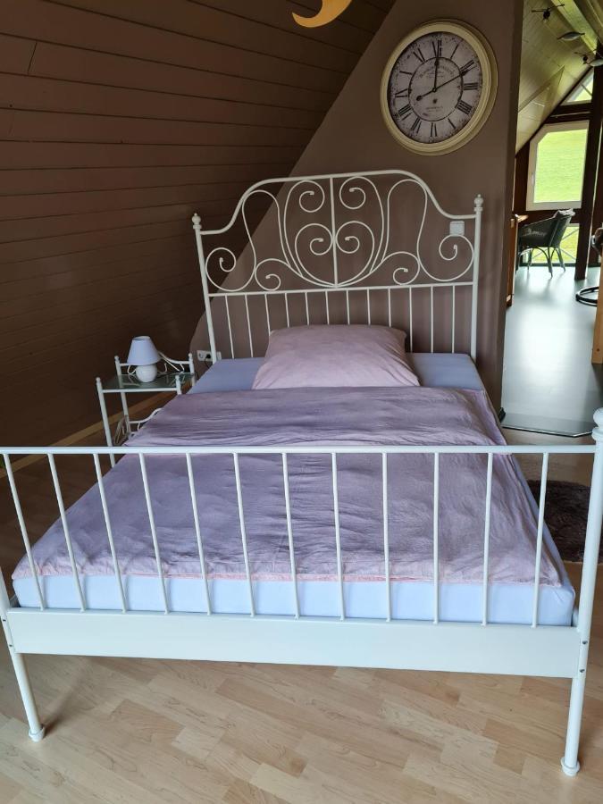 Ferienwohnung Fitness Entspannung Sauna Im Westerwald Derschen ภายนอก รูปภาพ